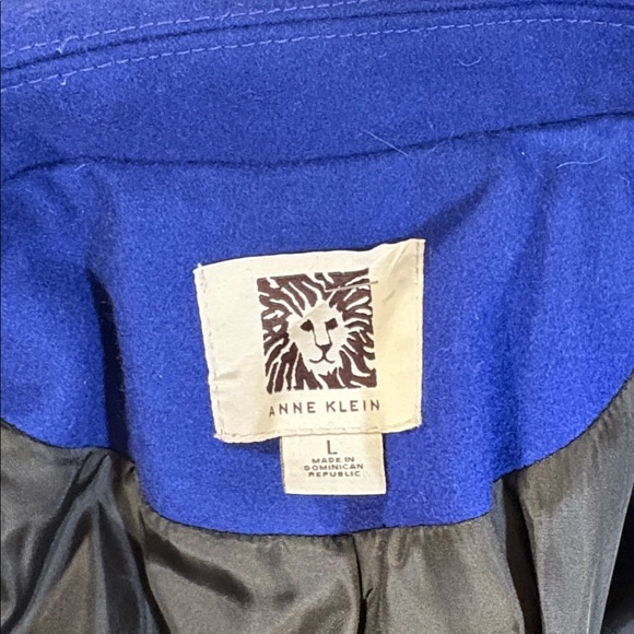 Stunning Royal Blue Wool Coat - Picture 5 of 6